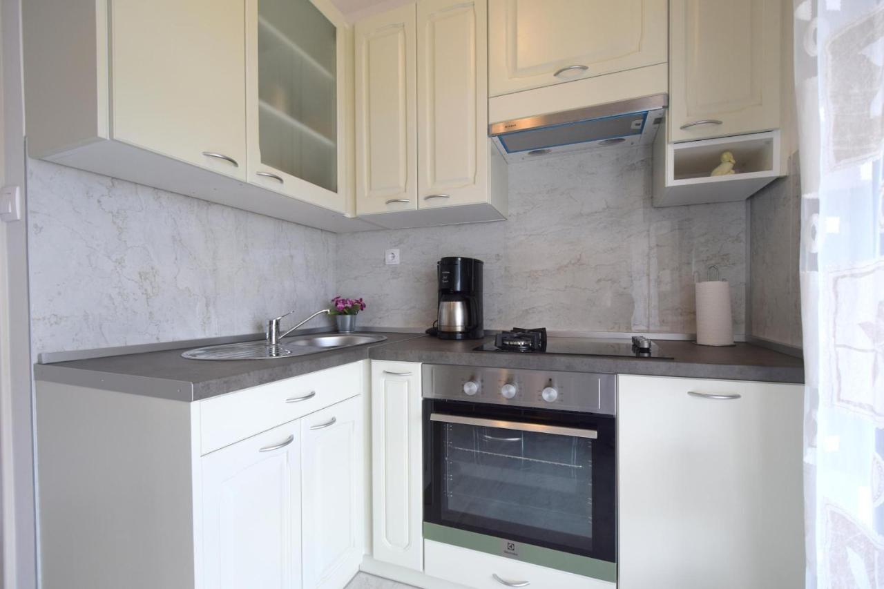Apartment Biserka Malinska Exteriér fotografie
