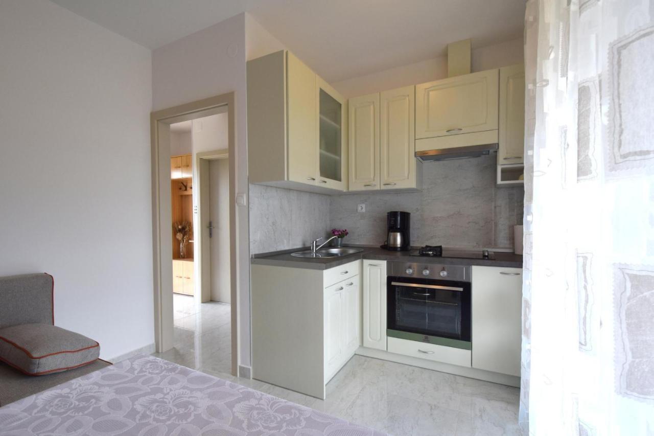 Apartment Biserka Malinska Exteriér fotografie